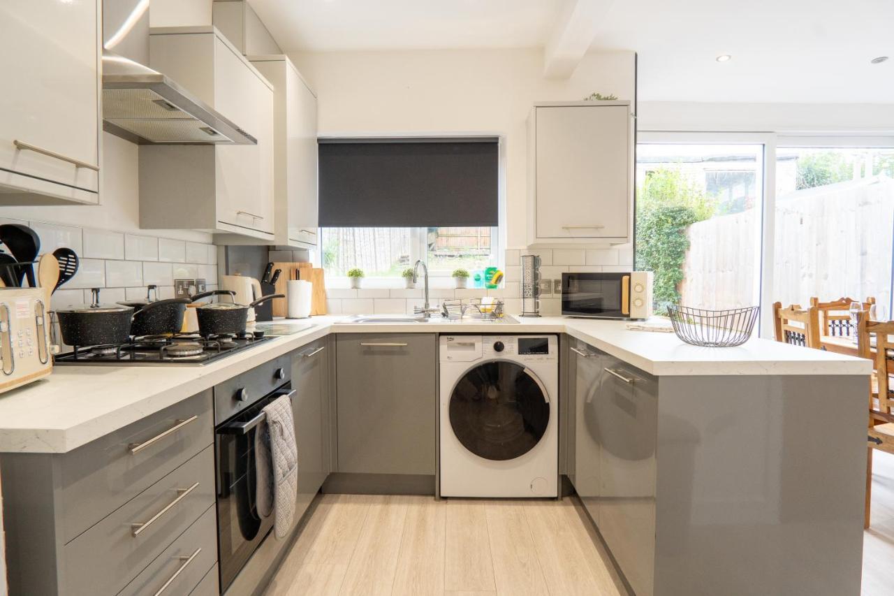 Sheldon House 3 Bed Cosy Home Nr Jlr & Nec Exteriér fotografie